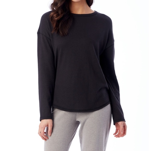 NWT Alternative Relaxed L/S Pullover in Black - Picture 1 of 5